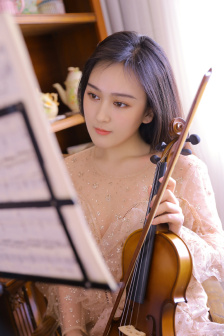 亲吻姐姐的视频